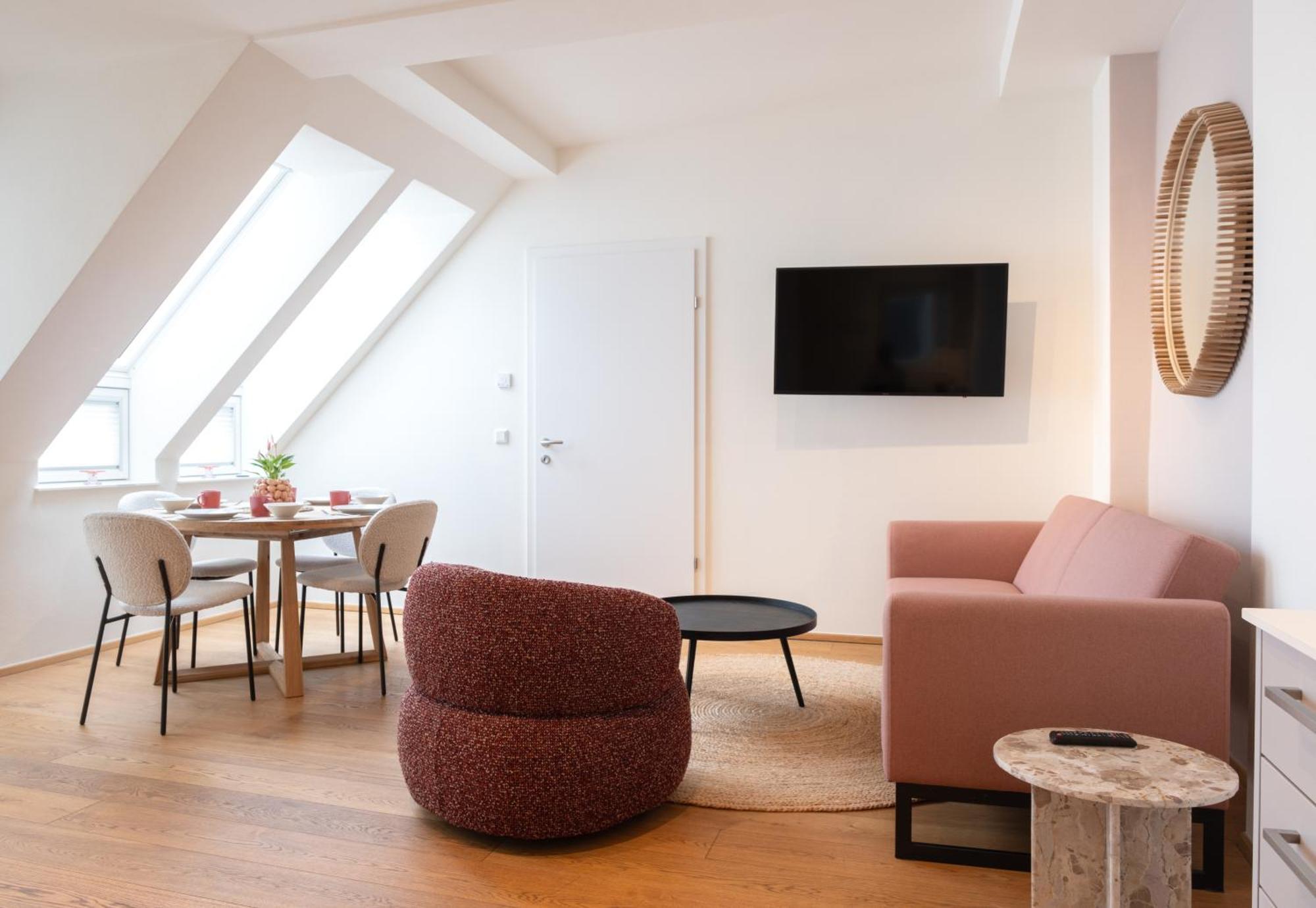 Mint@naschmarkt Premium Aparthotel Wenen